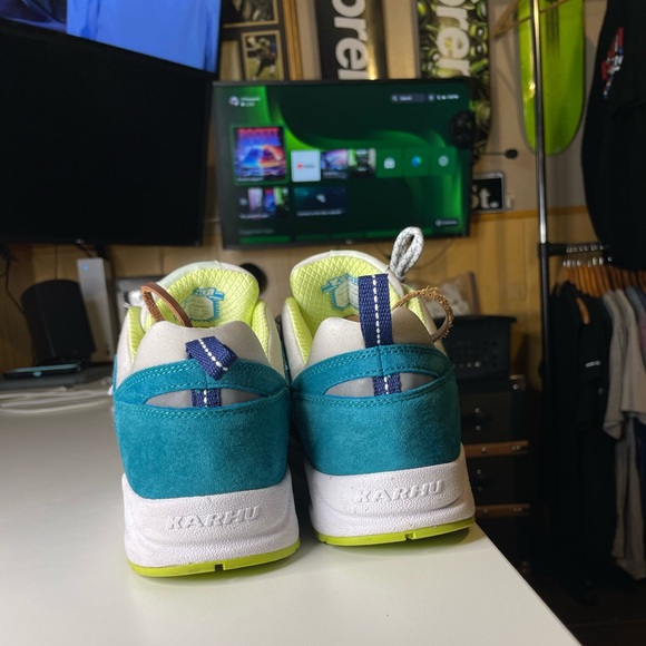 KARHU FUSION 2.0 OCEAN DEPTHS / FOGGY DEW
Mens size 10 - Picture 4 of 9